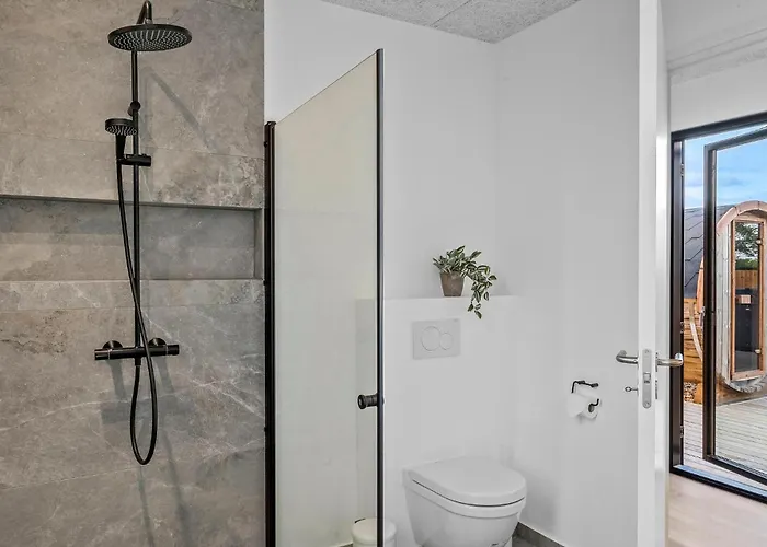 Nyaraló Stunning In With Sauna *