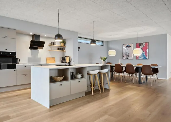 Stunning In With Sauna Nyaraló *